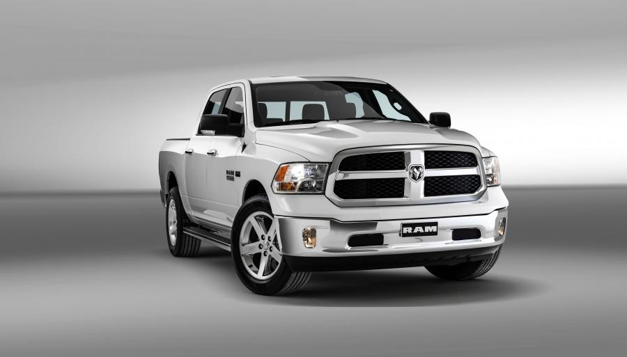  Ram 1500 SLT Crew Cab (DS) 2018 года  (EU) (фото 1 из 2)